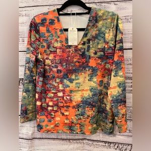 Exclusive brand multicolor graphic V-neck long sleeve tee